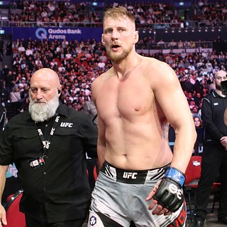 Поединок между Павловичем и Волковым в UFC захотели отменить