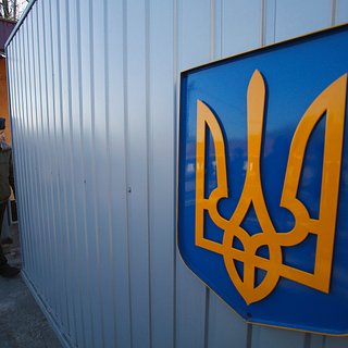 На Украине проверят военкома за поцелуи на рабочем месте