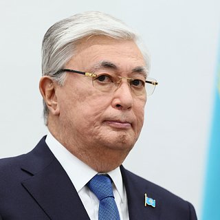 Президент Казахстана назвал глупостью борьбу с русским языком