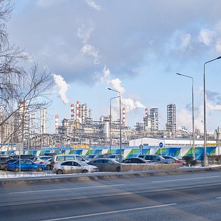 В МВФ заявили о продажах российской нефти выше потолка цен