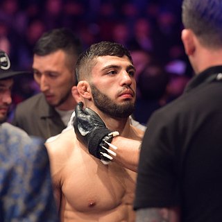 Боец UFC раскрыл месячные расходы в России