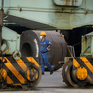 Китай призвал США отменить повышенные пошлины на сталь и алюминий