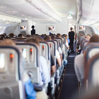 Пассажирка российского самолета почувствовала недомогание во время полета