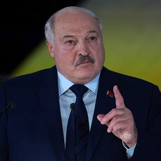 Лукашенко обвинил предыдущих президентов Украины в ситуации в стране