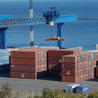 В Одессу впервые за два года пришел контейнеровоз из Китая