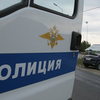 Юноша напал с ножом на российского полицейского