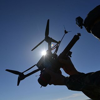 В Херсонской области сообщили об уничтожении дронами украинских вышек РЭБ