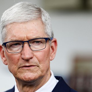 Приход Тима Кука в Apple связали с отсутствием прогресса