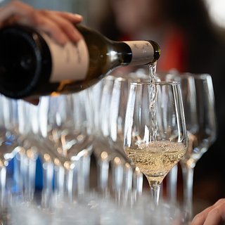 В России выросли акцизы на вино и шампанское