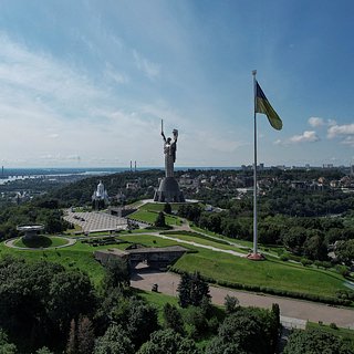 Памятник Гагарину запланировали снести в Киеве