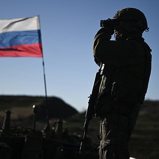 Еще над одним населенным пунктом подняли флаг России