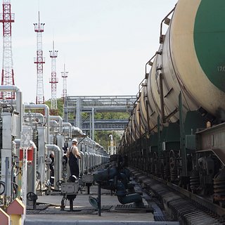 В Казахстане приняли закон о транзите российской нефти в Китай