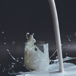 В Казахстане захотели бороться с дешевым молоком из России