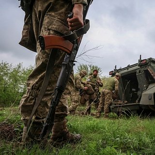 В Госдуме отреагировали на слова Макрона об отправке войск Франции на Украину