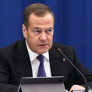 «Спасибо, страна сыра и часов!» Медведев заявил о тройной пользе для России от конференции по Украине в Швейцарии