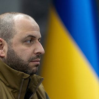 На Украине объяснили «исчезновение» министра обороны в документах