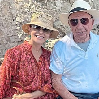 93-летний миллиардер Руперт Мердок женится в пятый раз. Его избранницей стала россиянка, бывшая теща Абрамовича