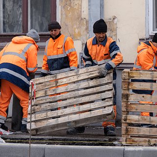 В российском городе мигранты начали требовать больше денег за работу