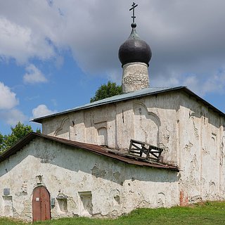В Псковской области обнаружили уникальный склеп