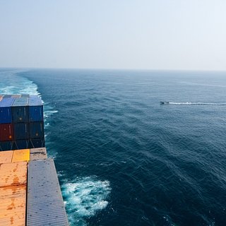 В Аденском заливе напали на судно Великобритании