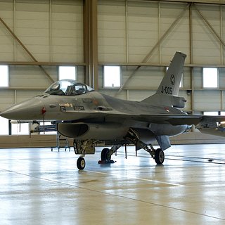 Украина получит первые F-16 летом