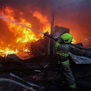 Пожар в Ровеньках после обстрела ВСУ ликвидировали
