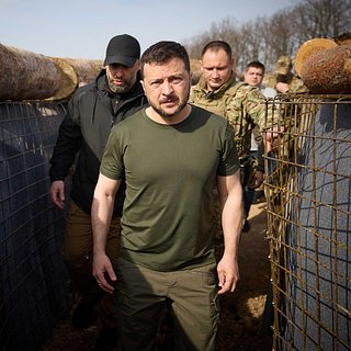 На Украине призвали Зеленского попросить Запад ввести войска в страну
